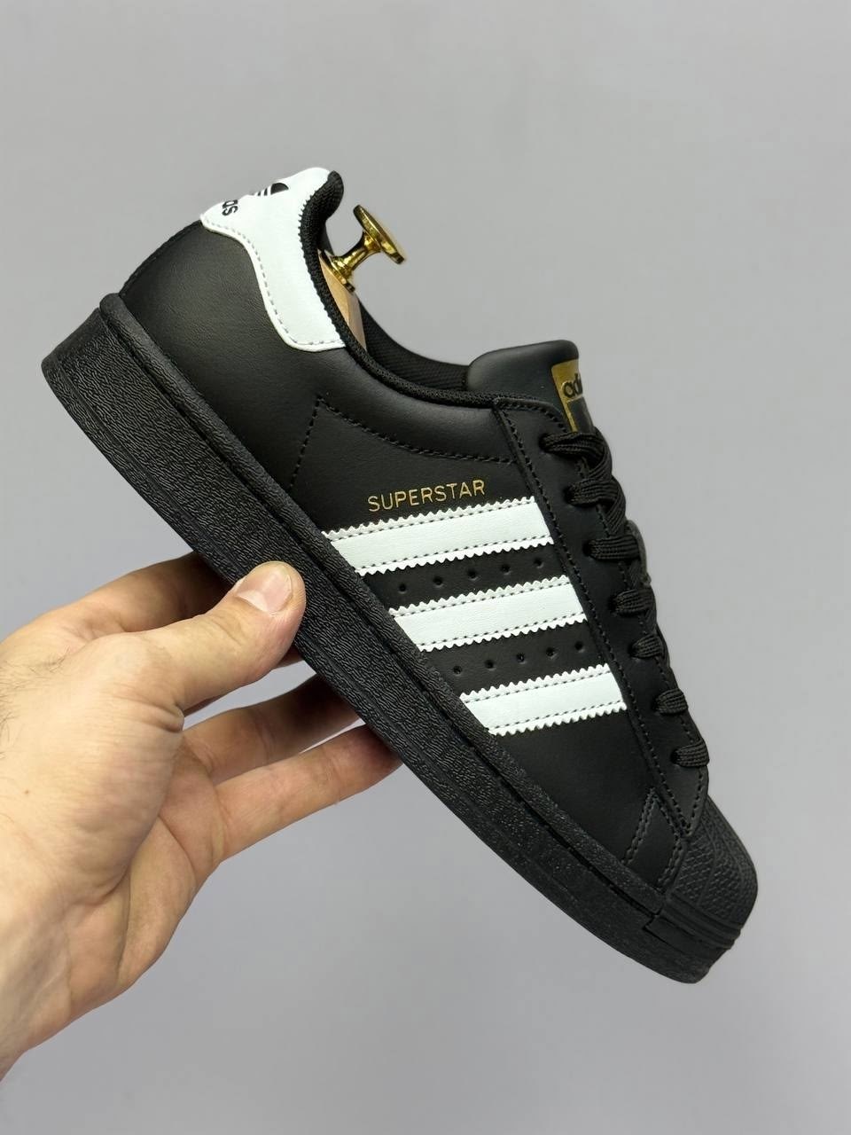 adidas superstar black,кроссовки adidas superstar,adidas superstar черные,adidas originals superstar,adidas originals superstar black