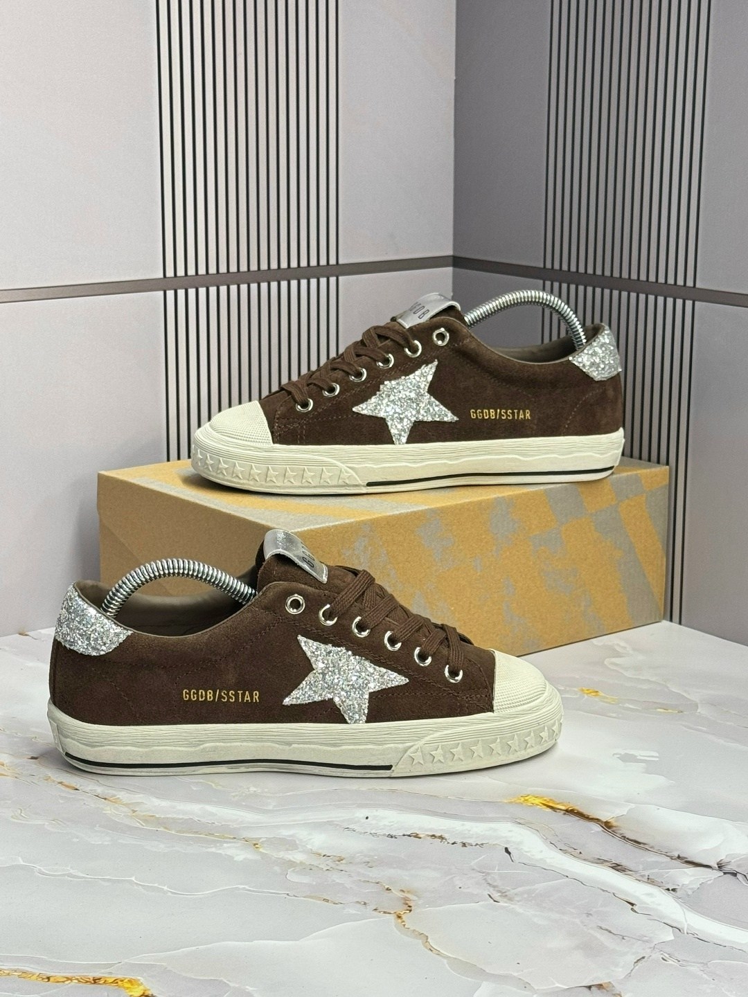 кроссовки golden goose,,кроссовки golden goose hi star из замши коричневый,кеды golden goose,кеды golden goose женские