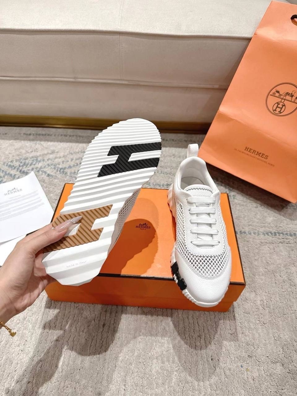 женские кроссовки hermes,кроссовки hermes,кроссовки эрмес,женские кроссовки,кроссовки брендовые