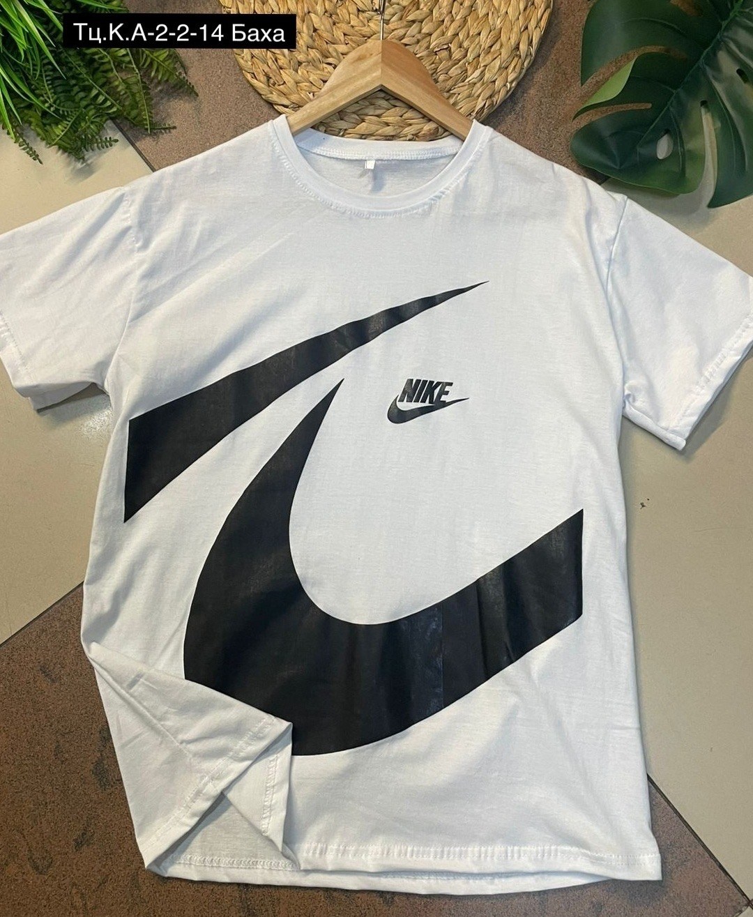 футболки для мужчин,футболка мужская nike,футболка найк мужская черная с лого,футболка мужская,футболка найк свуш
