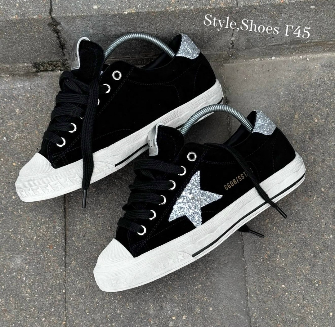 кеды super-star с блестками golden goose черный,,кеды golden goose,коричневые кроссовки ball star golden goose anthracite silver,кеды hi star с блестками golden goose черный