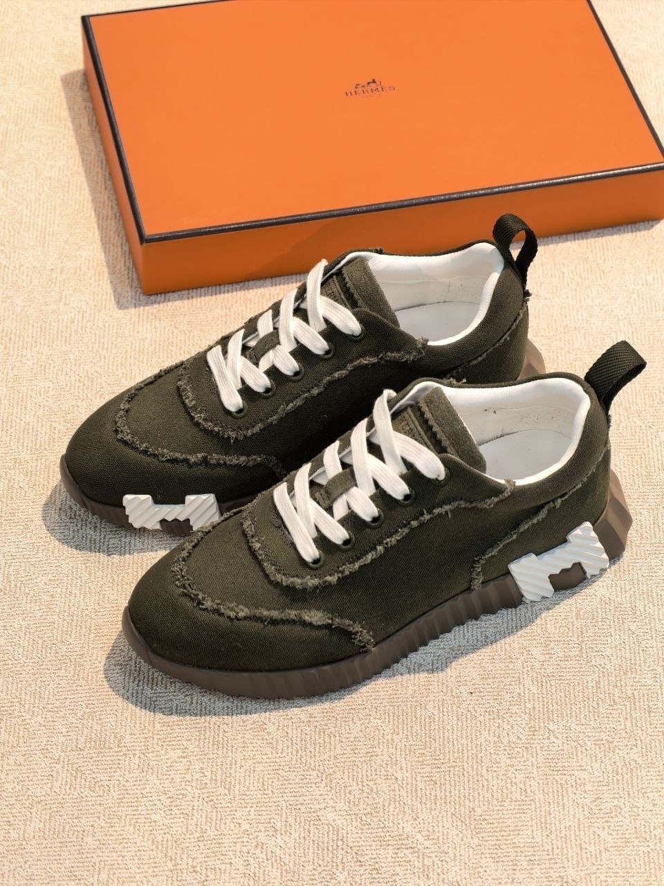 кроссовки hermes,кроссовки hermes женские,, hermes,кроссовки мужские hermes