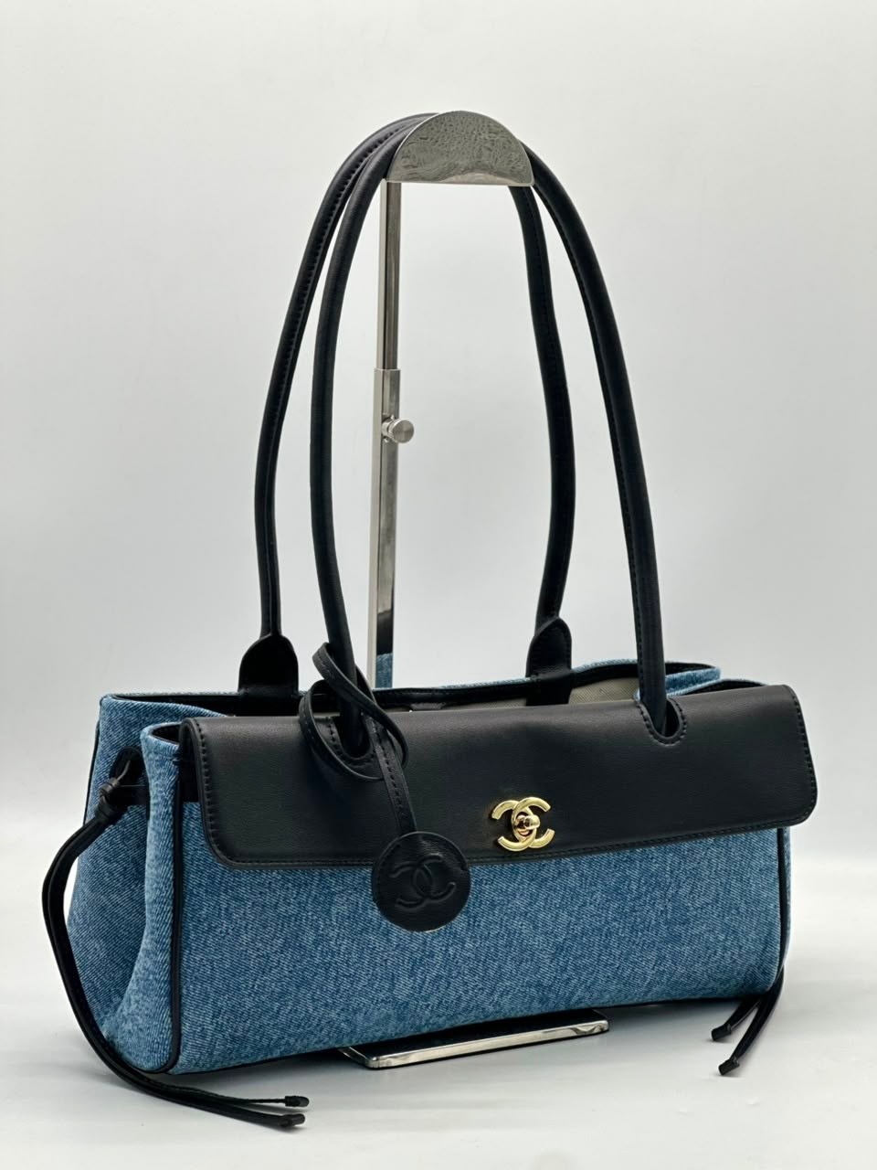 chanel сумка,сумка женская chanel,шанель сумка,голубая сумка шанель,сумка на плечо chanel