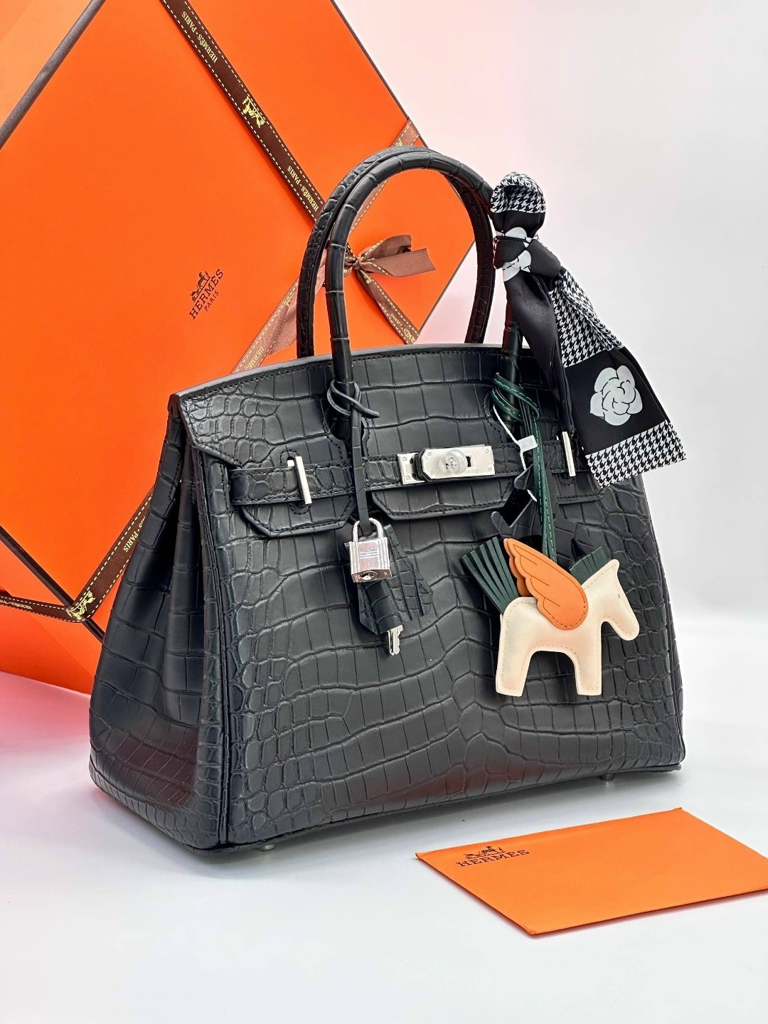 сумка hermes,hermes birkin сумка,сумка гермес,женская сумка hermes,сумка гермес биркин