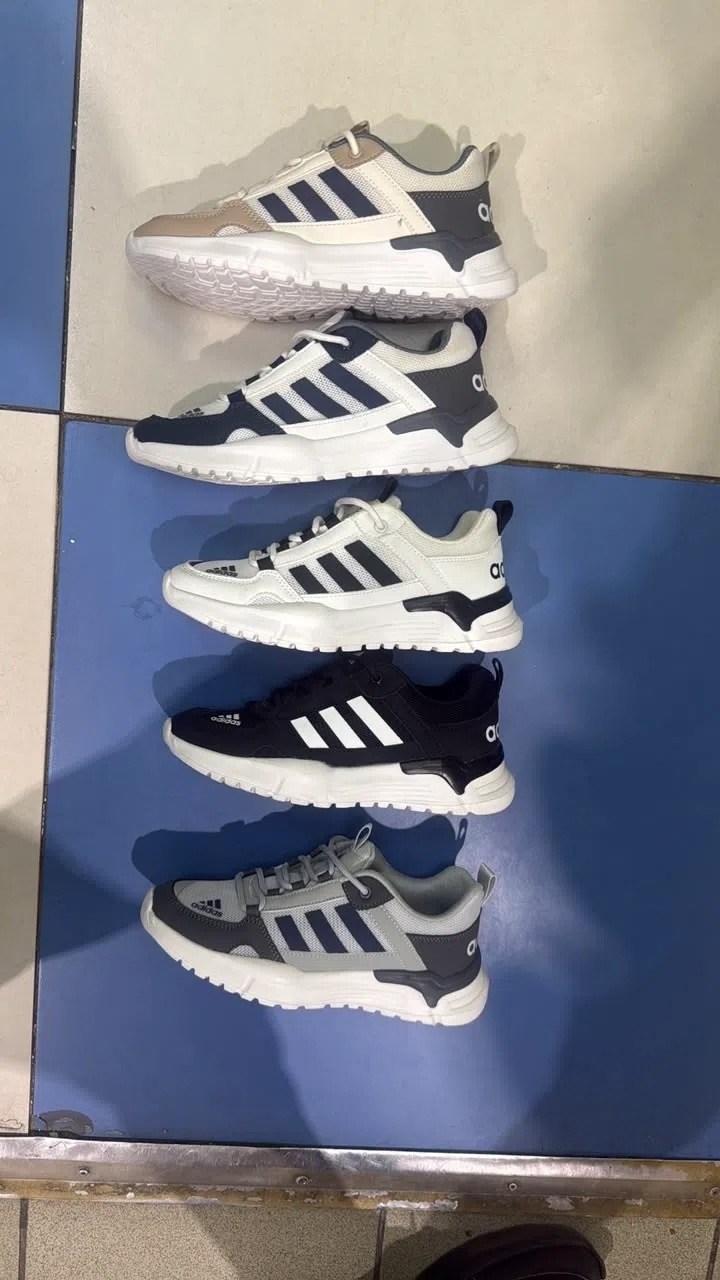 кроссовки adidas,мужские кроссовки adidas,кроссовки,кроссовки адидас,спортивные кроссовки