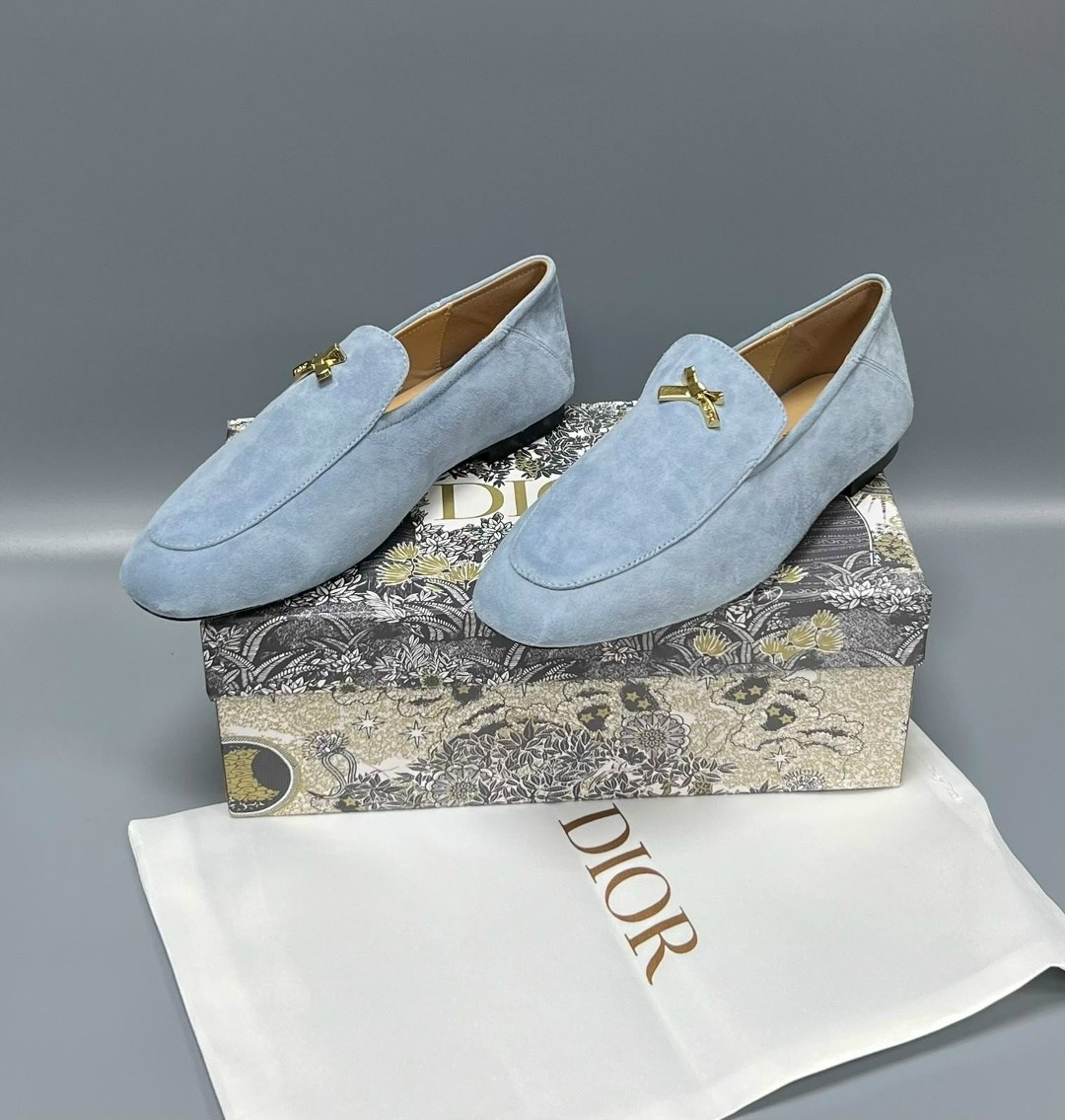 ,лоферы gucci,лоферы женские gucci,замшевые лоферы,женские мокасины