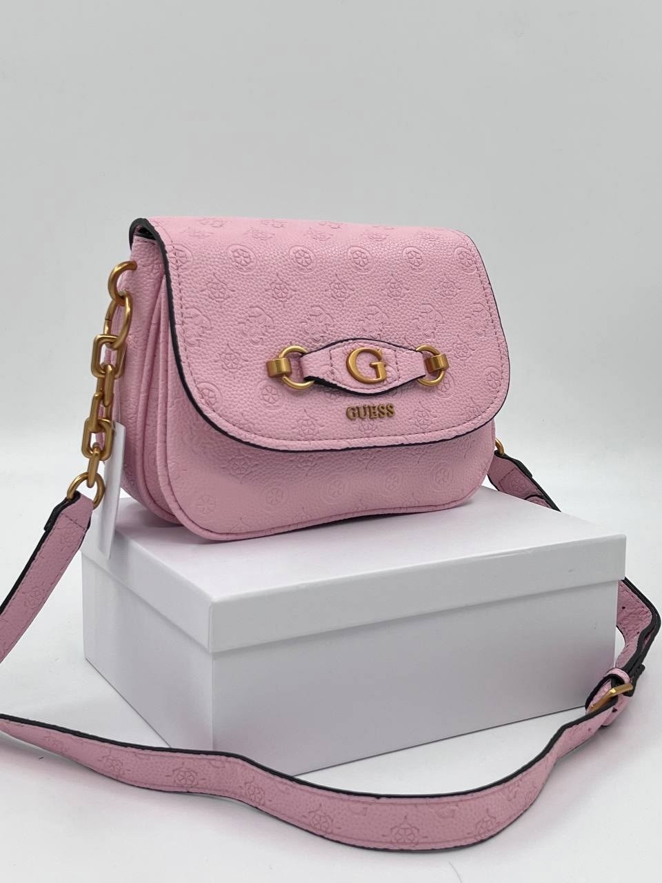 женская сумка guess,cумка guess,сумки через плечо guess сумка,guess сумка через плечо,guess сумка на плечо