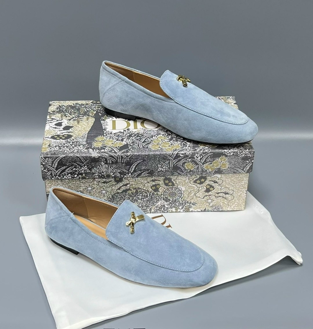 ,лоферы gucci,лоферы женские gucci,замшевые лоферы,женские мокасины