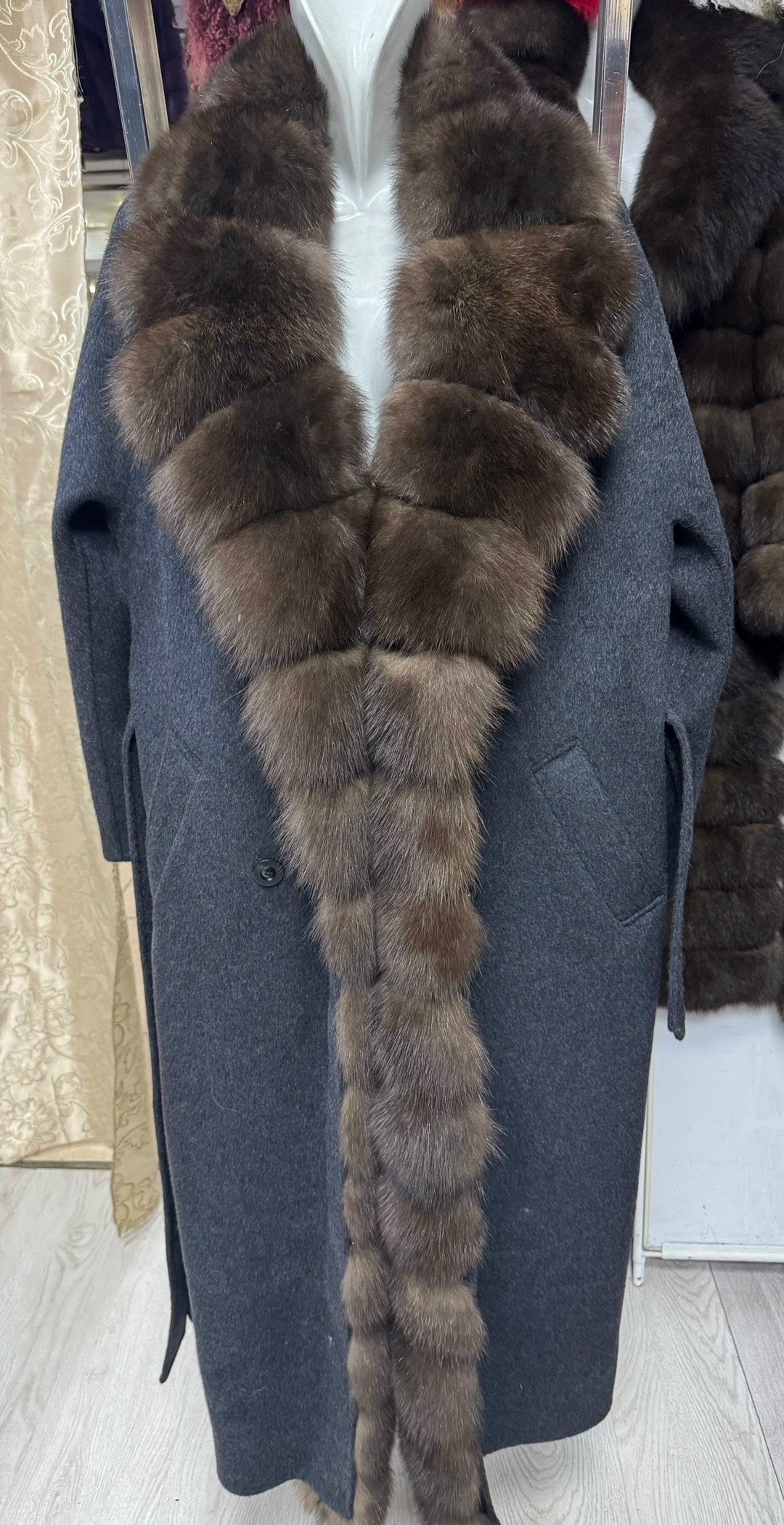 пальто шерстяное с мехом соболя stone,пальто шерстяное с мехом соболя stone yana kraft brand,пальто соболь,пальто с мехом,пальто с мехом соболя