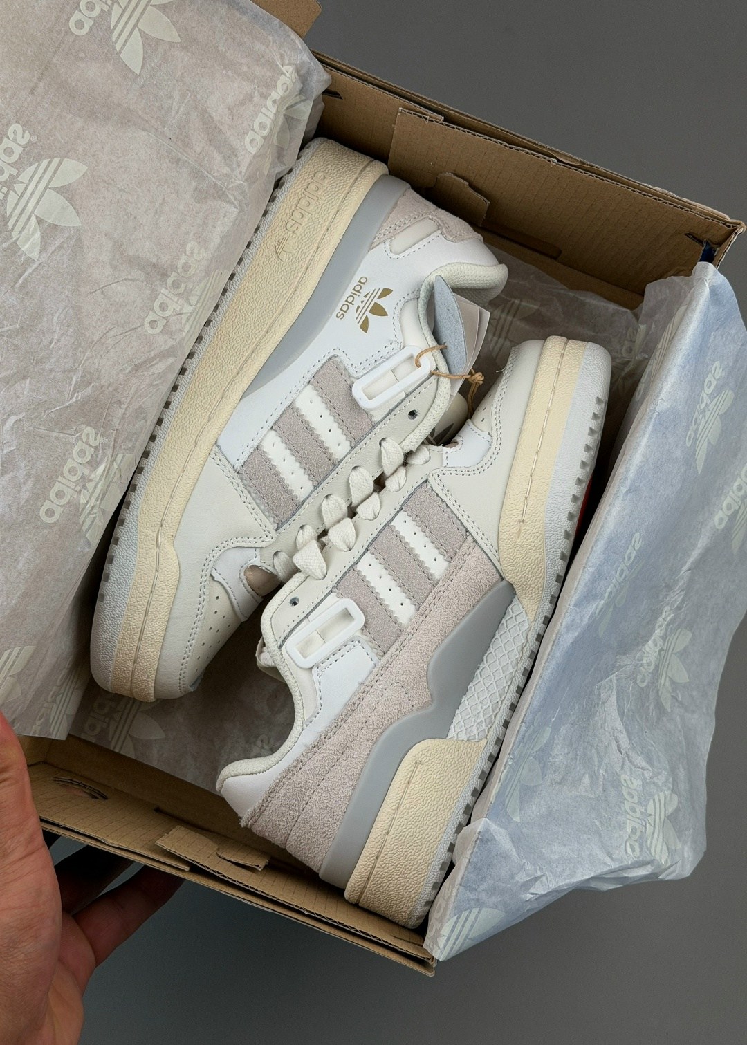 кроссовки adidas,кроссовки adidas forum low 84,кроссовки женские adidas,adidas forum 84 low off white,кроссовки adidas original