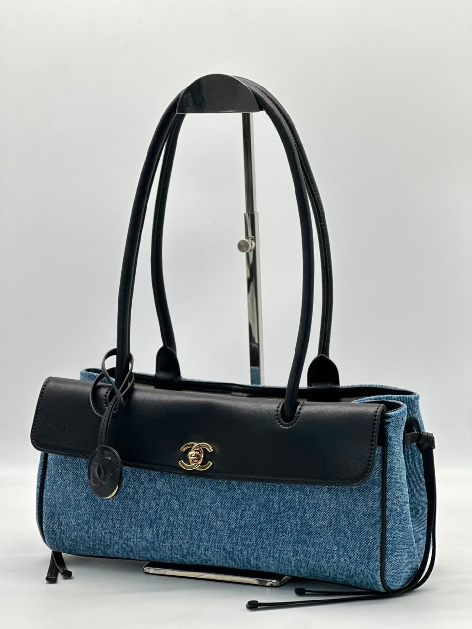 chanel сумка,сумка женская chanel,шанель сумка,голубая сумка шанель,сумка на плечо chanel