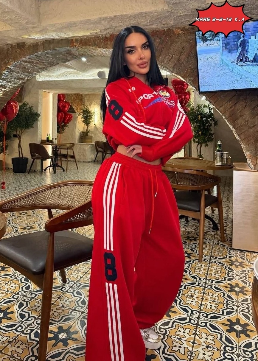 стильные костюмы,костюм спортивный женский,спортивный костюм,костюм спортивные женские костюмы,женский костюм