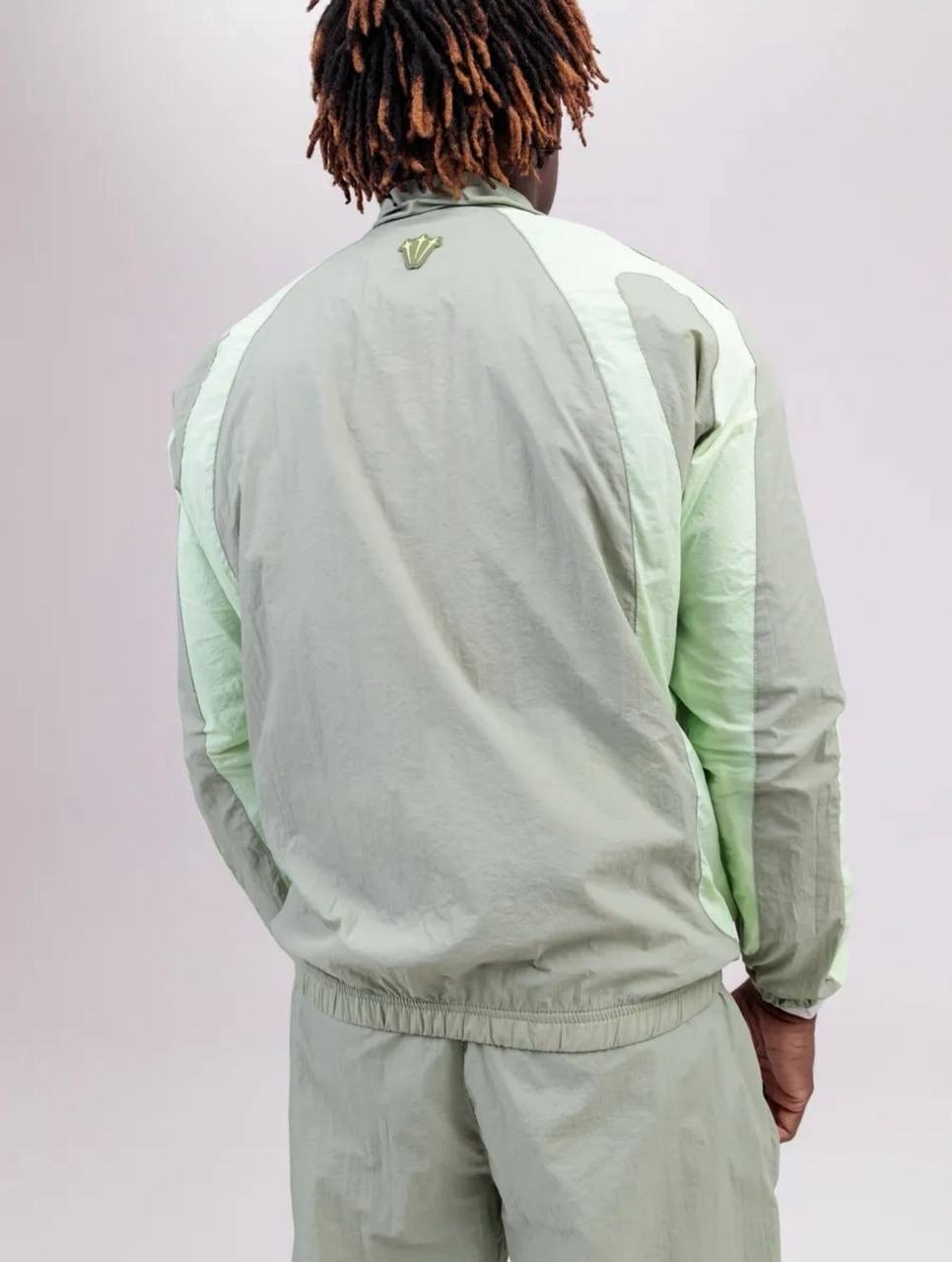 костюм спортивный nike,костюм спортивный мужской найк sportswear woven track suit,adidas originals green tracksuit,спортивные костюмы для мужчин,спортивный костюм спортивные костюмы