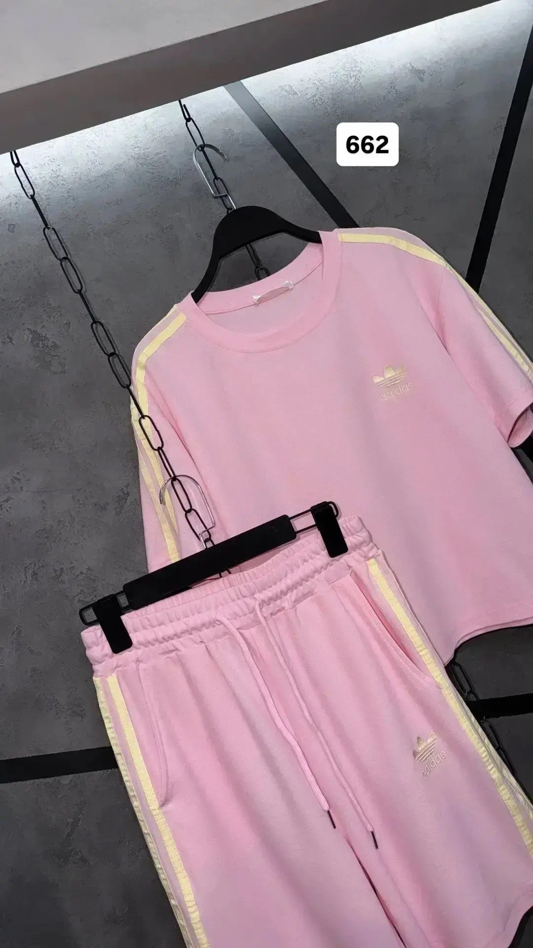 спортивный костюм adidas,костюм спортивный adidas original,спортивный костюм adidas sportswear,костюм спортивный adidas adidas,костюм спортивный adidas originals adidas