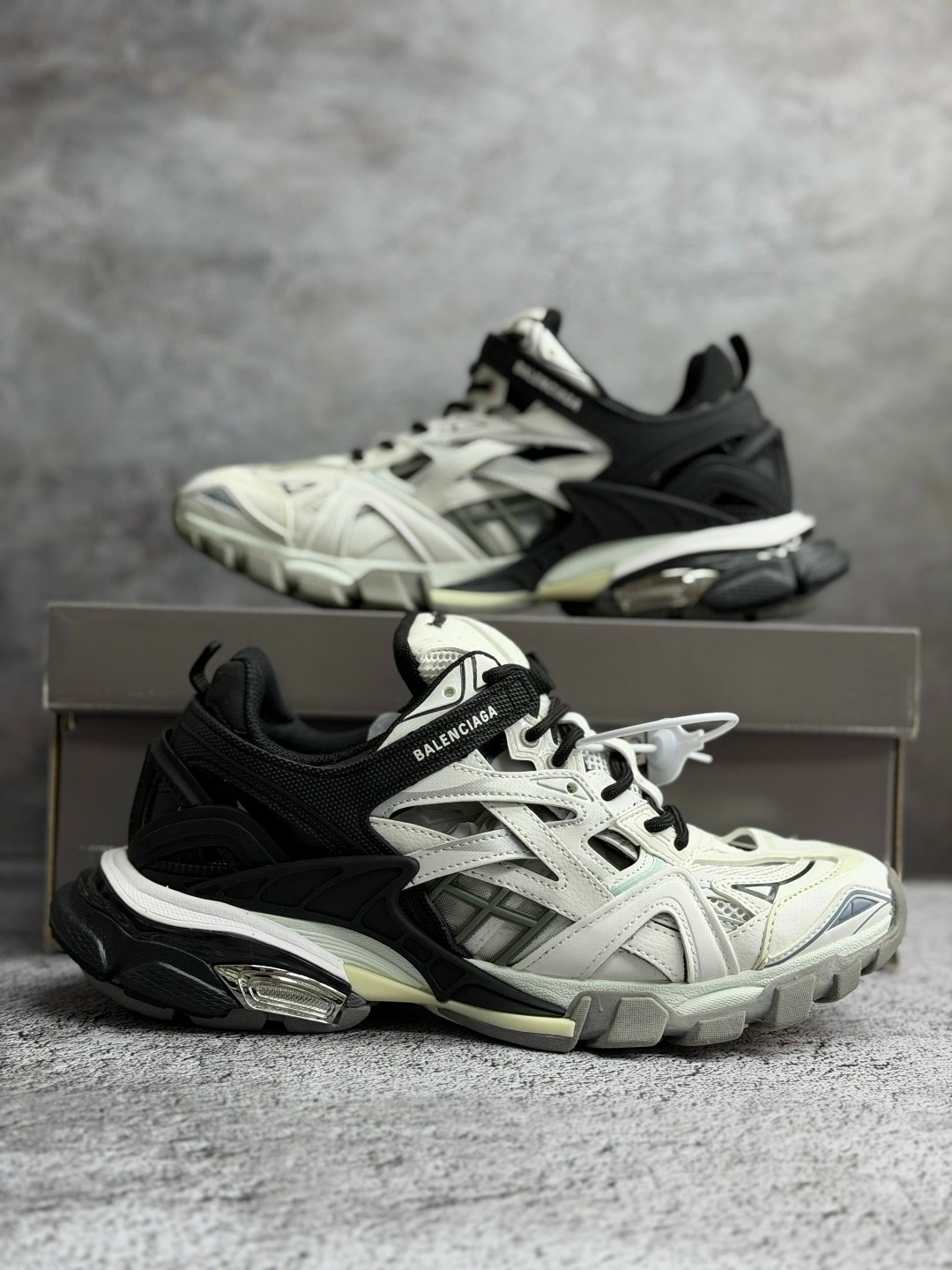 кроссовки balenciaga track 2,balenciaga track 2,кроссовки balenciaga track.2 trainer beige black,balenciaga track,кроссовки balenciaga track 2 trainer 'black white'