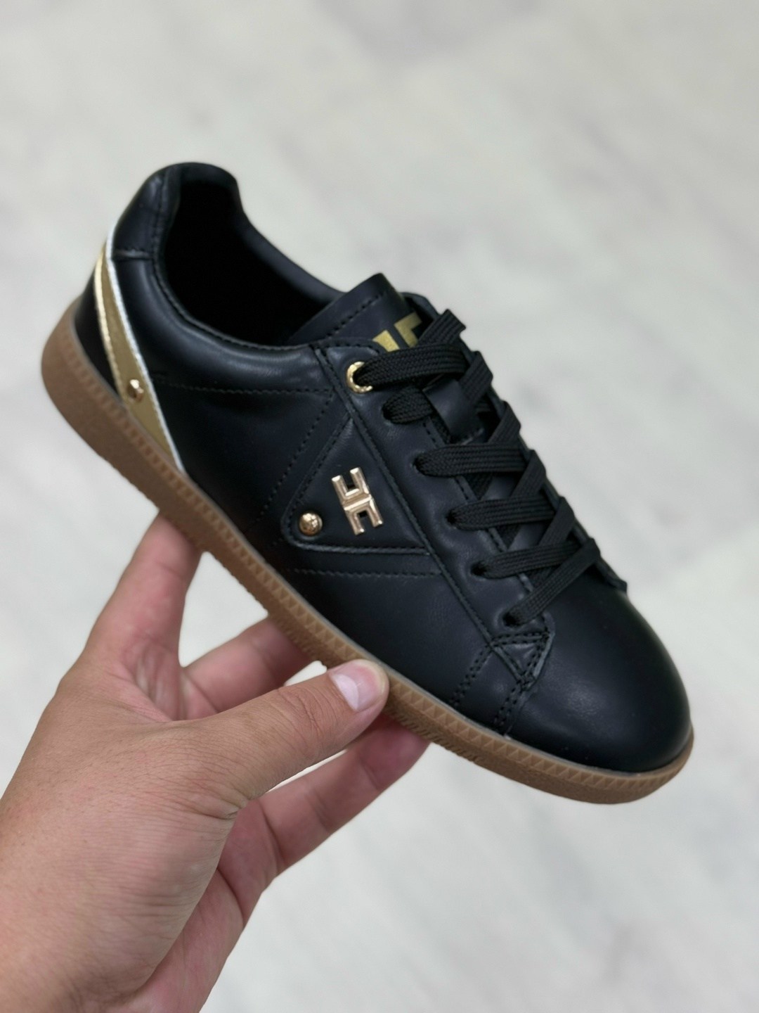 ,замшевые кроссовки,кеды dc shoes,кеды мужские,черные кроссовки