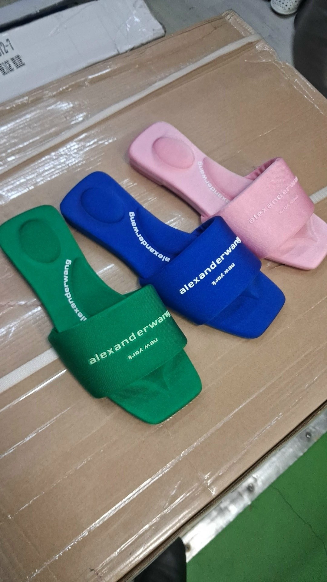 женские шлепанцы,шлепанцы balenciaga,шлепанцы летние,,шлепки женские