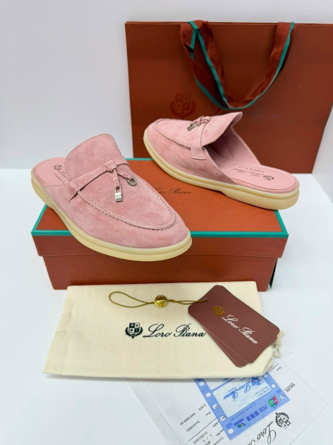 женские замшевые мюли loro piana бежевые,женские замшевые мюли loro piana розовые,лоферы loro piana,мюли женские,замшевые мюли