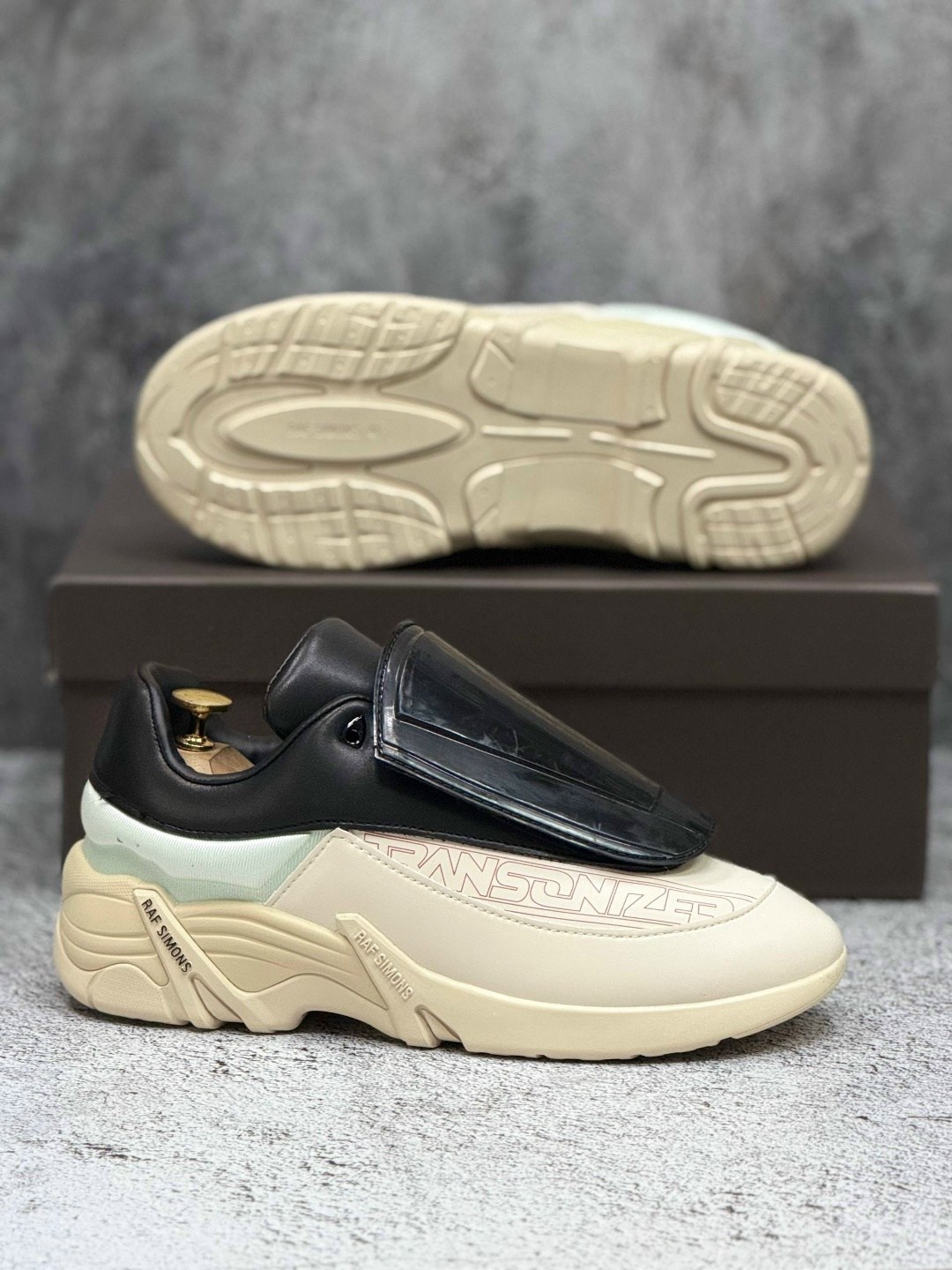 кроссовки raf simons antei,raf simons кроссовки,кроссовки ante кремовый raf simons,кроссовки,кроссовки raf simons cylon 21