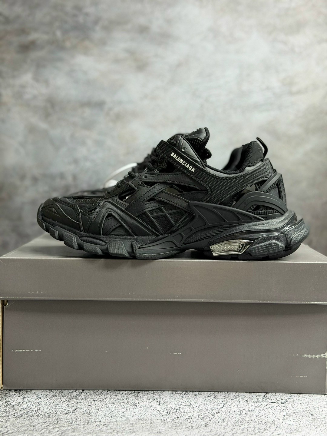 кроссовки balenciaga track 2 trainer black,balenciaga track 2 black,кроссовки balenciaga track 2,кроссовки balenciaga,кроссовки balenciaga track.2 trainer black черный
