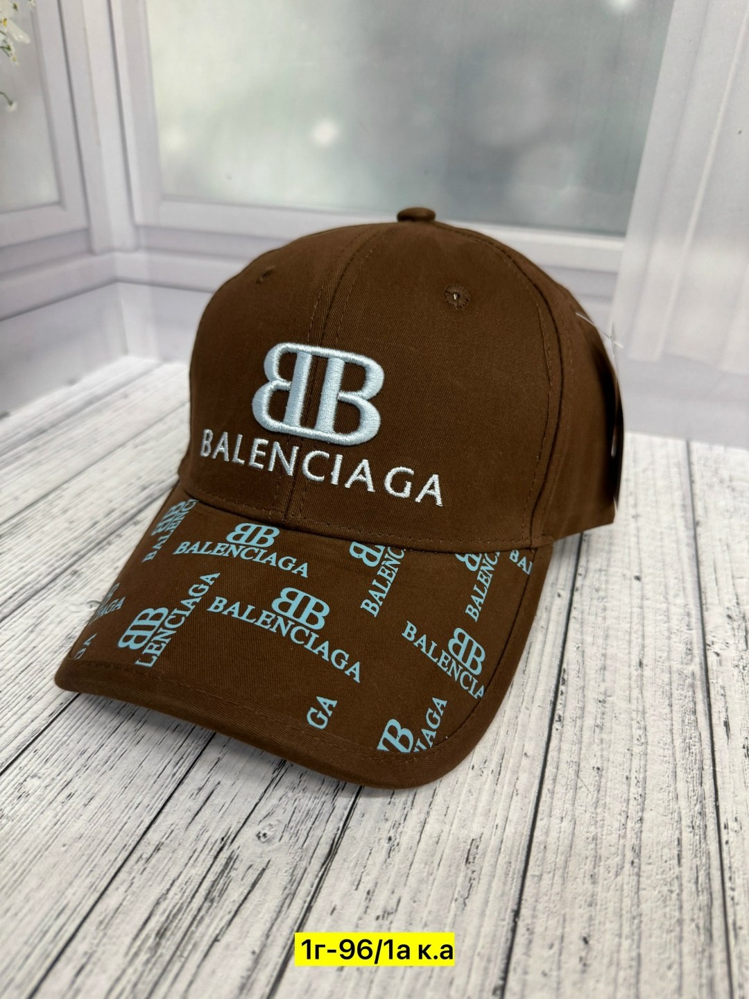 бейсболка balenciaga,белая кепка баленсиага,кепка balenciaga,бейсболка баленсиага,классическая бейсболка