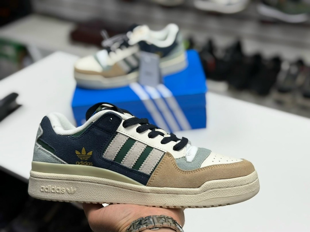 кроссовки adidas,кроссовки мужские женские adidas,кроссовки adidas original,кроссовки adidas adidas,кроссовки мужские adidas