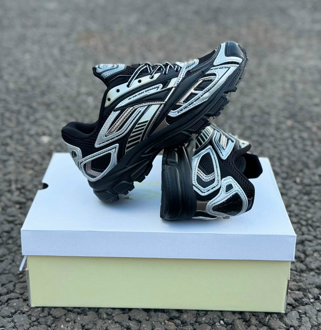 кроссовки balenciaga,кроссовки мужские balenciaga b-cross16-07 черные 39 ru,кроссовки спортивные balenciaga цвет черный,мужские черные кроссовки balenciaga track 2,reebok premier road ultra