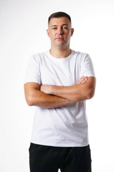 Футболка