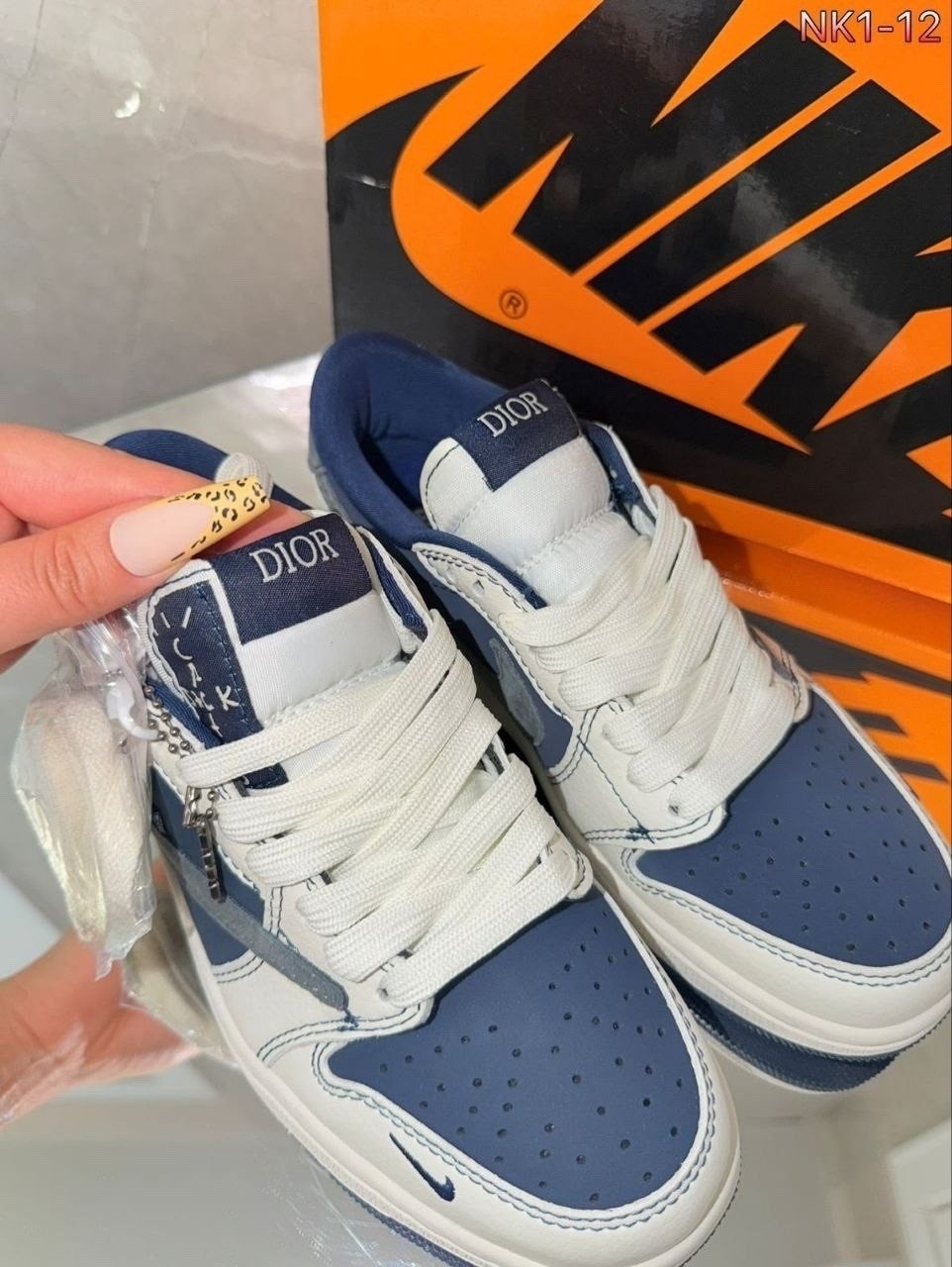 кроссовки travis scott x air jordan 1 low x dior nike,кроссовки,dior x nike air jordan 1,dior кроссовки,christian dior x air jordan 1 low