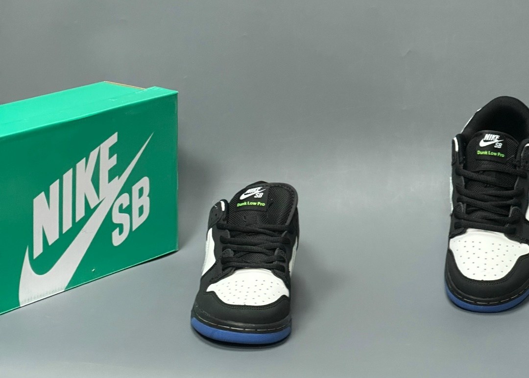 nike sb dunk low staple panda pigeon,кроссовки nike sb dunk low panda pigeon,кроссовки nike sb dunk low pro,nike sb dunk low pro (black pigeon),кроссовки nike sb dunk low