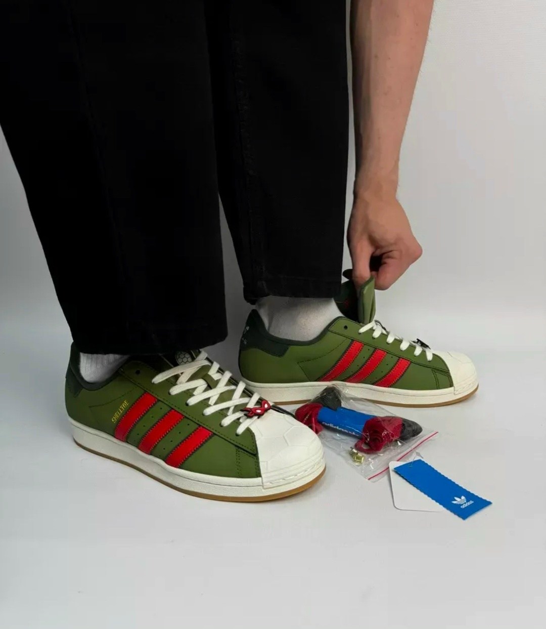 кроссовки adidas superstar,адидас супер стар,кроссовки adidas,adidas originals superstar,кроссовки tmnt x аdidas superstar «shelltoe»