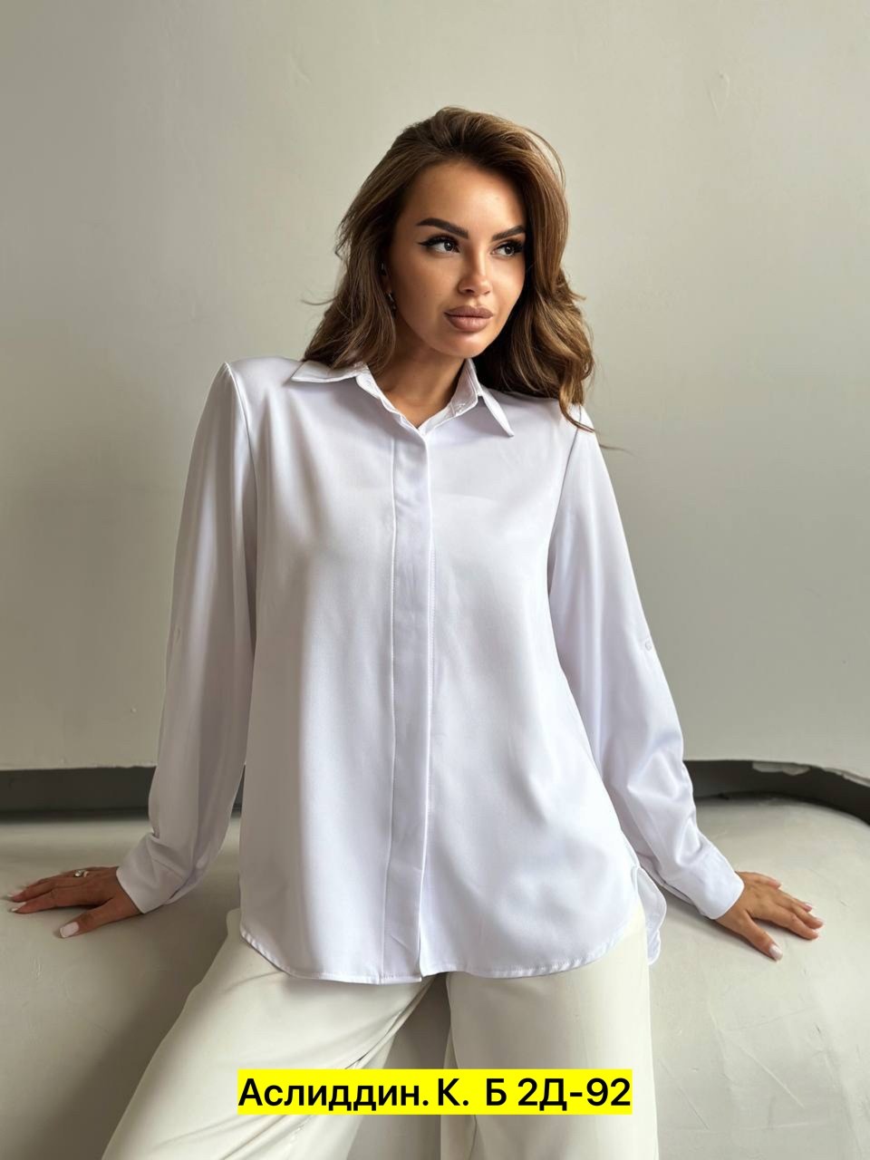 женская блузка классическая,женщина в блузке,стильная блузка,белая блузка женская,белая рубашка женская