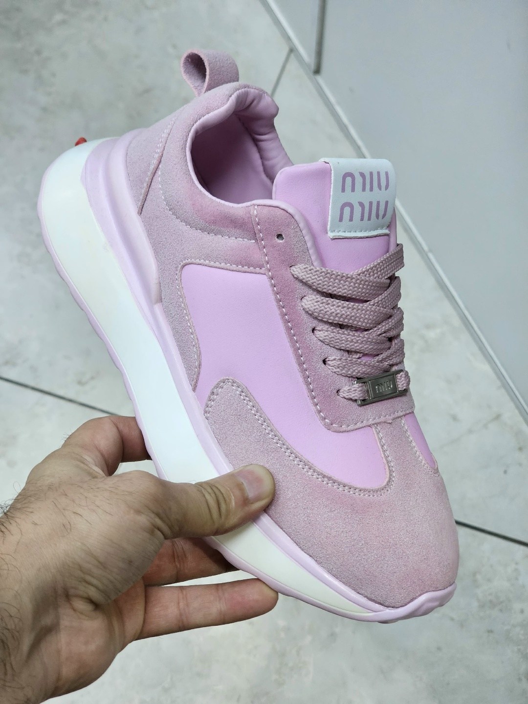 ,кроссовки женские,женские кроссовки miu miu,кроссовки miu miu,кроссовки замшевые