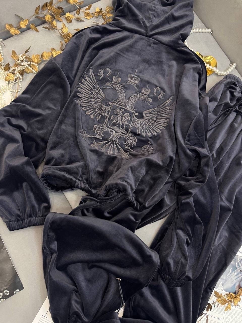 велюровый костюм,велюровый костюм женский,велюровый спортивный костюм,велюровый костюм ахмат,велюровый костюм от армани