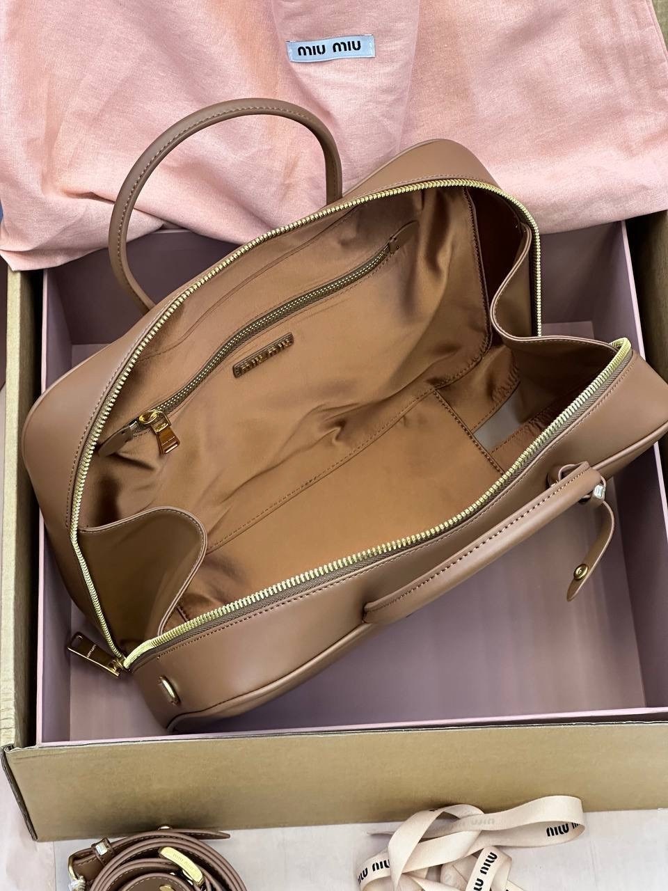 сумка женская miu miu,сумка miu miu,сумка тоут miu miu,miu miu сумка на плечо,модная сумка