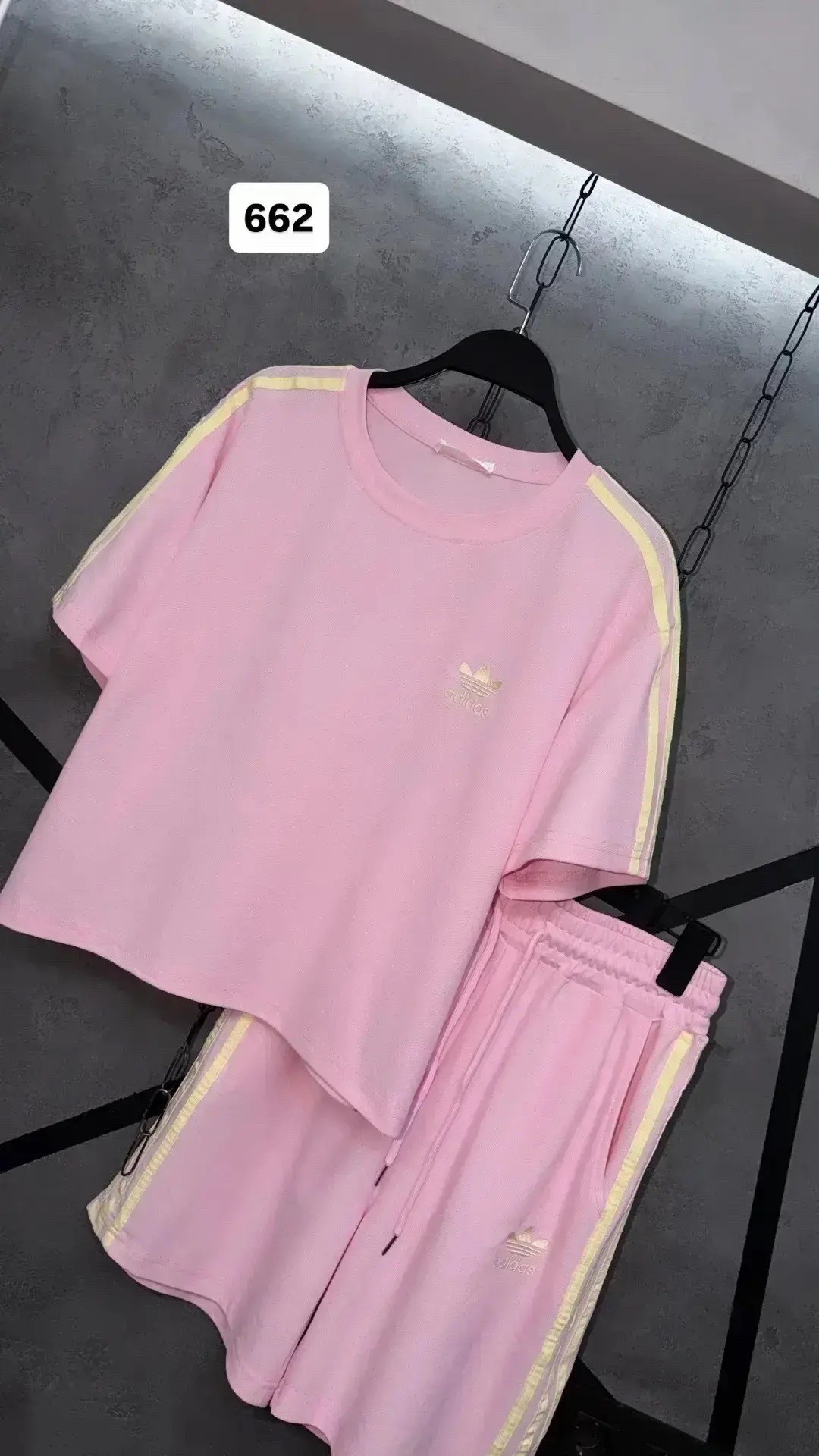 спортивный костюм adidas,костюм спортивный adidas original,спортивный костюм adidas sportswear,костюм спортивный adidas adidas,костюм спортивный adidas originals adidas