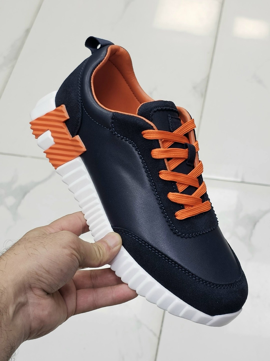 кроссовки hermes,,модные мужские кроссовки,повседневные кроссовки,кроссовки мужские и женские