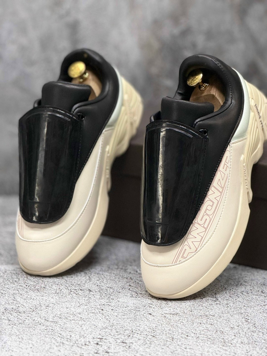 кроссовки raf simons antei,raf simons кроссовки,кроссовки ante кремовый raf simons,кроссовки,кроссовки raf simons cylon 21