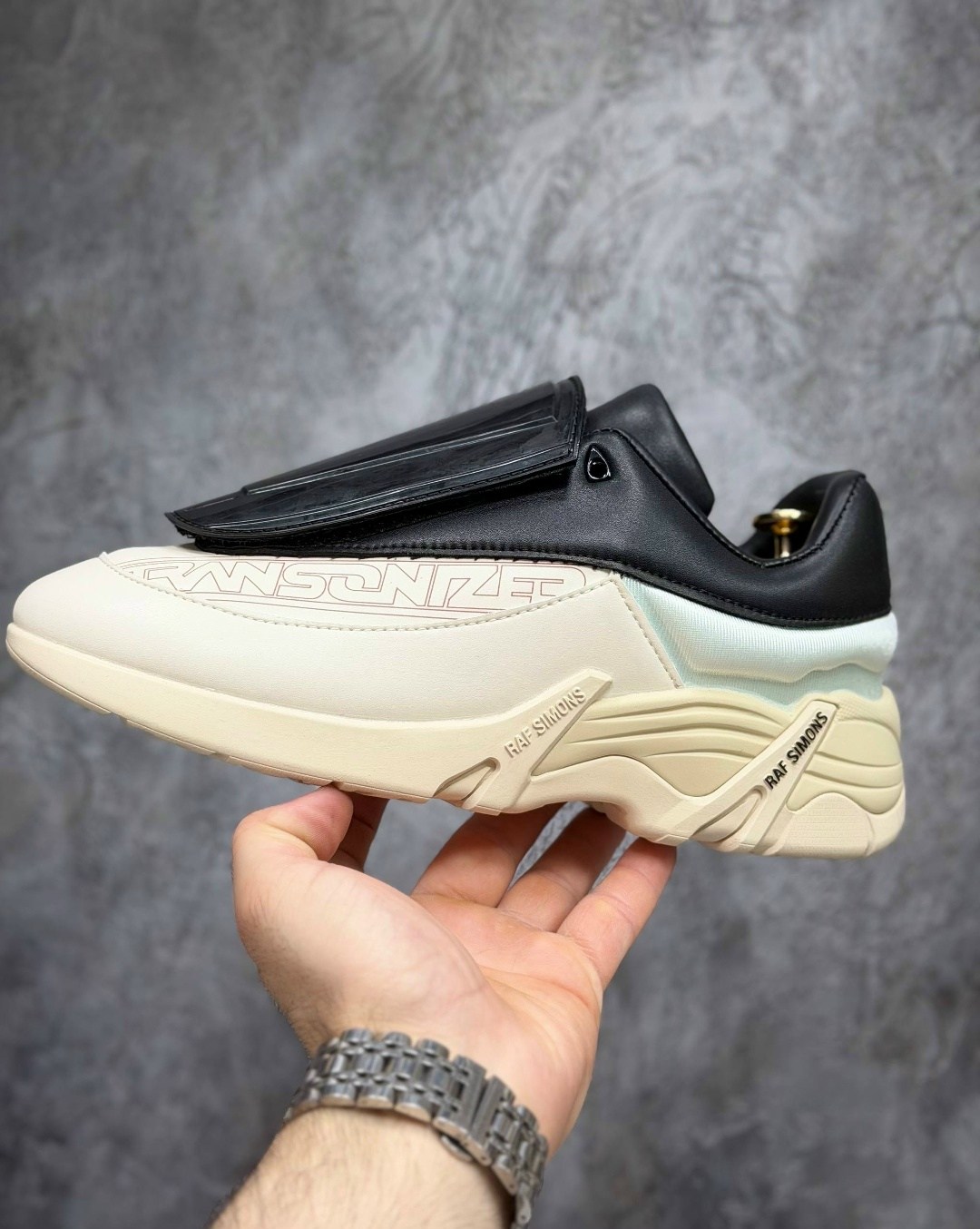 кроссовки raf simons antei,raf simons кроссовки,кроссовки ante кремовый raf simons,кроссовки,кроссовки raf simons cylon 21