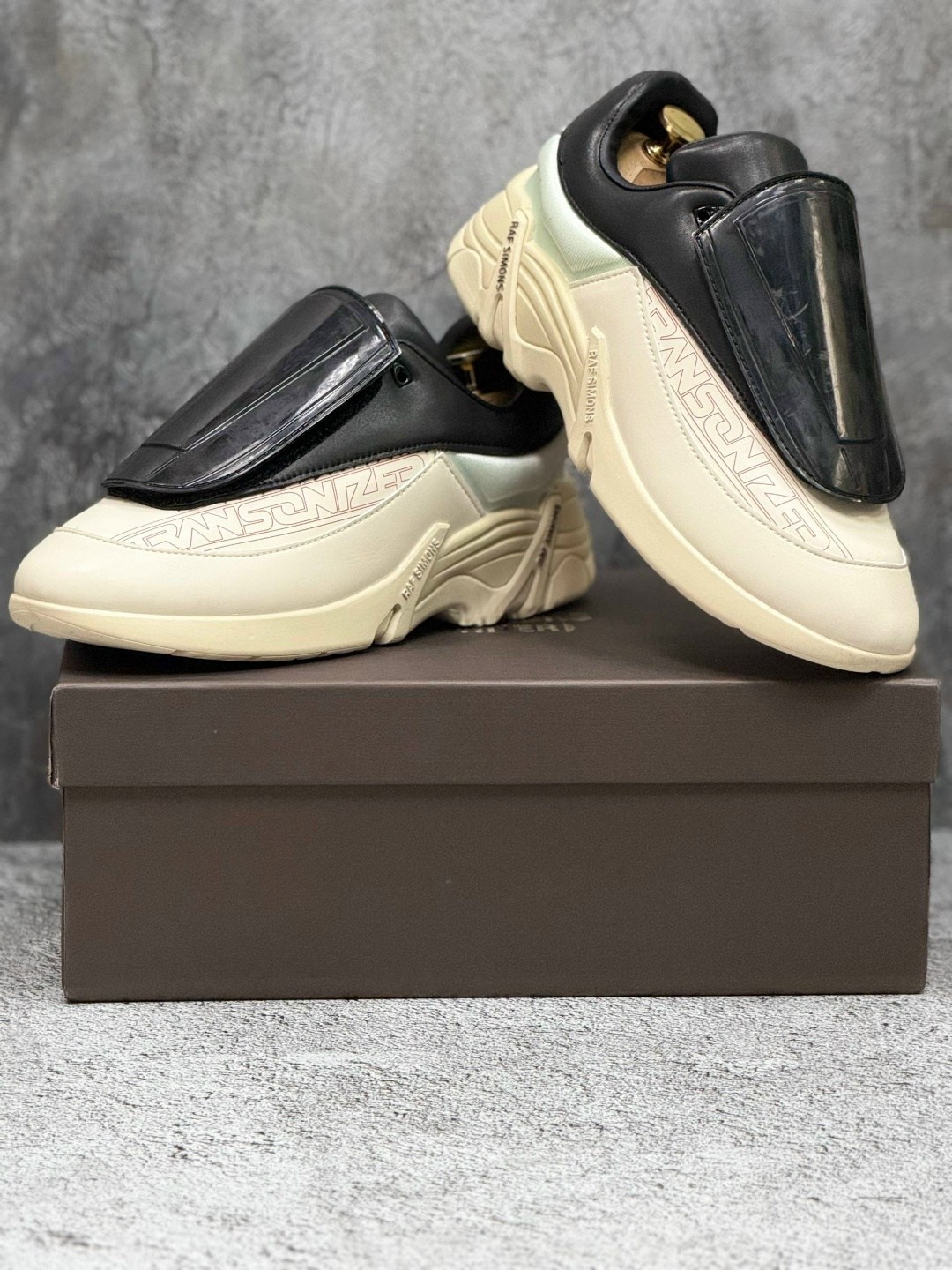 кроссовки raf simons antei,raf simons кроссовки,кроссовки ante кремовый raf simons,кроссовки,кроссовки raf simons cylon 21