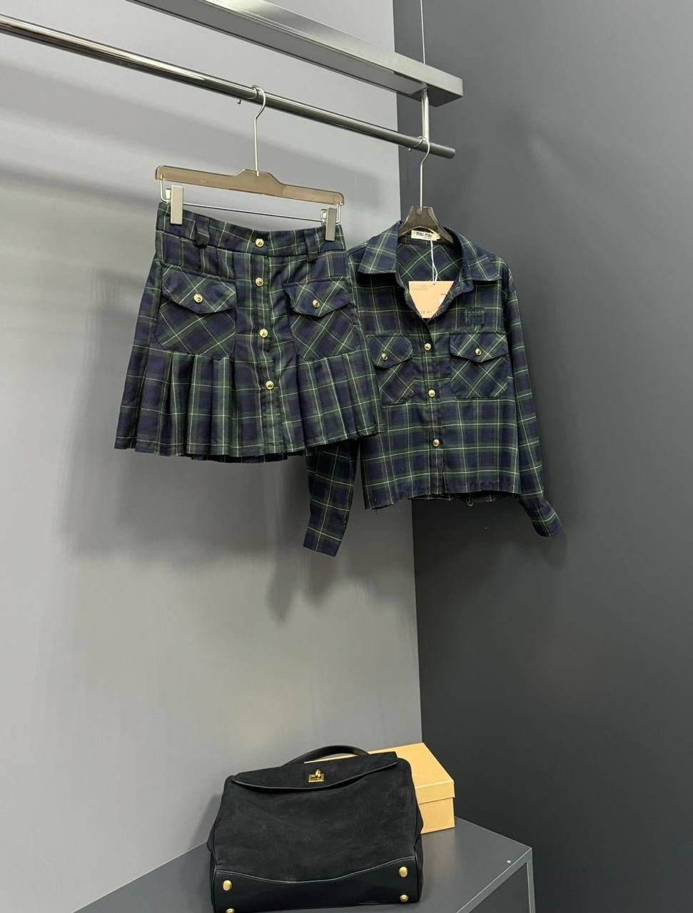 костюм miu miu,юбка с рубашкой,костюм в клетку,костюм юбки,юбочный костюм в клетку