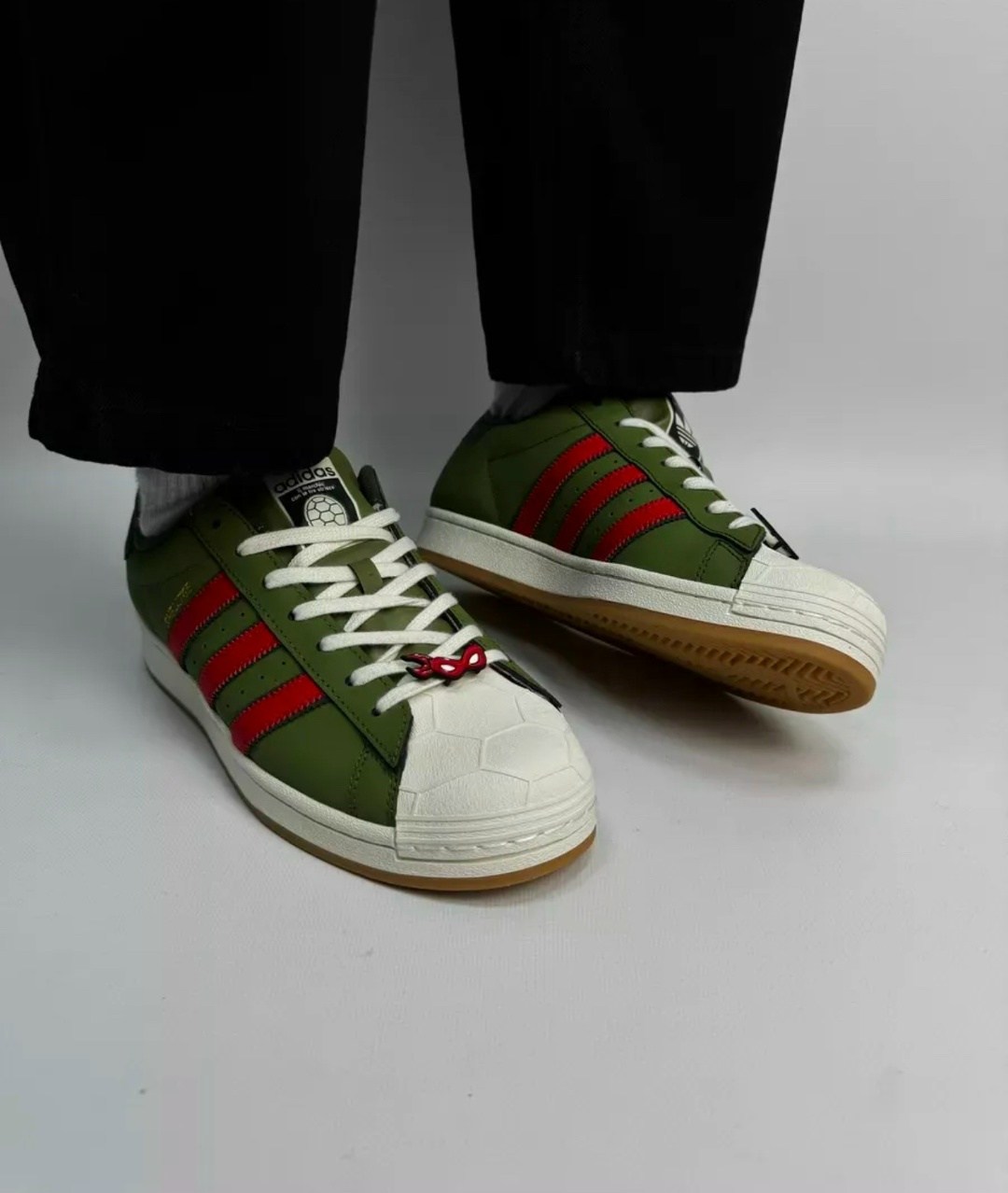 кроссовки adidas superstar,адидас супер стар,кроссовки adidas,adidas originals superstar,кроссовки tmnt x аdidas superstar «shelltoe»