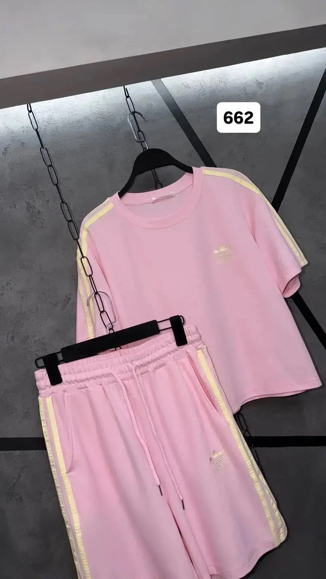 спортивный костюм adidas,костюм спортивный adidas original,спортивный костюм adidas sportswear,костюм спортивный adidas adidas,костюм спортивный adidas originals adidas