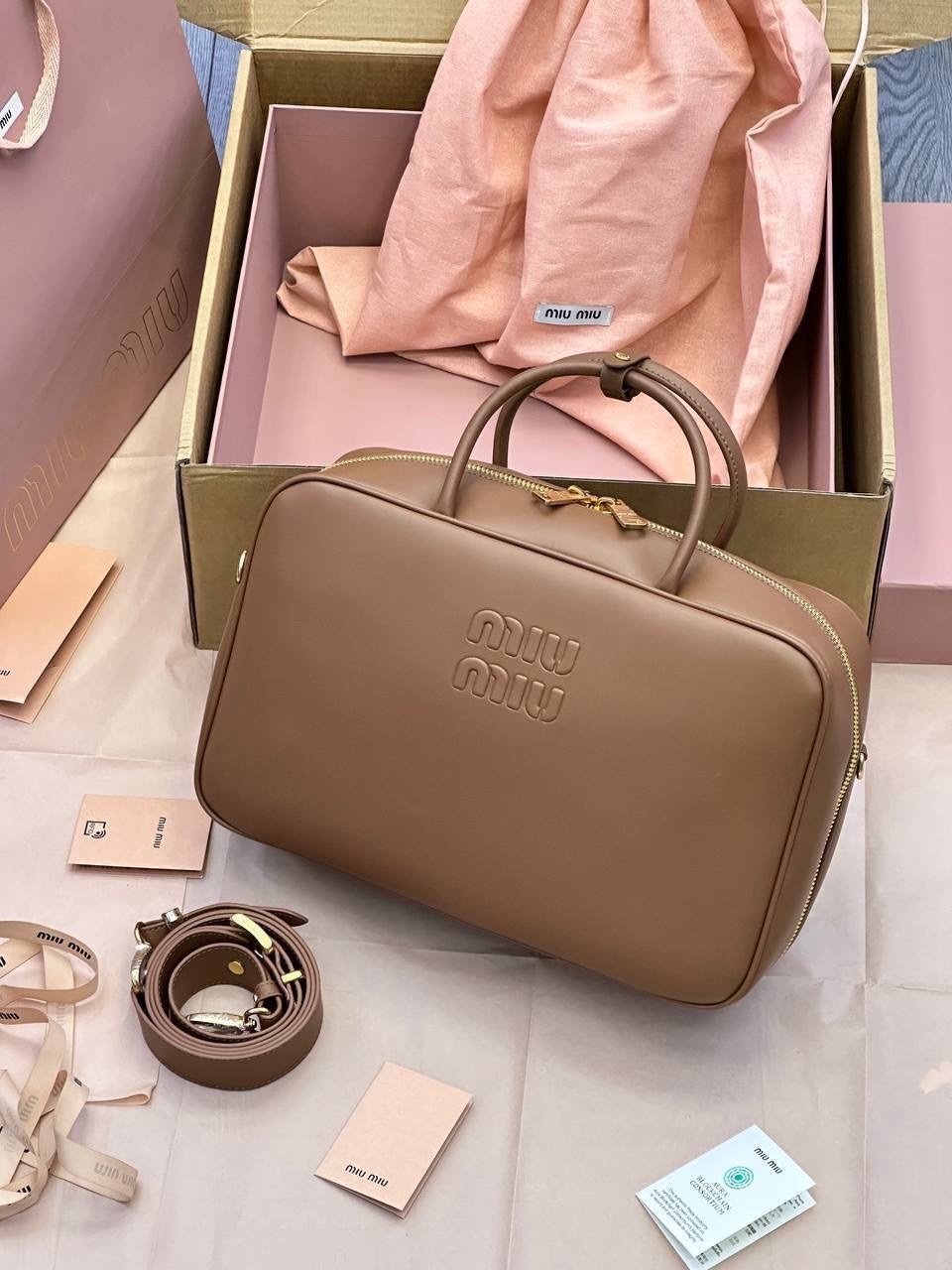сумка женская miu miu,сумка miu miu,сумка тоут miu miu,miu miu сумка на плечо,модная сумка
