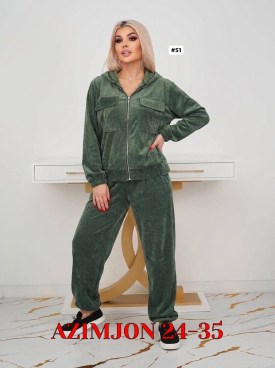 Костюм