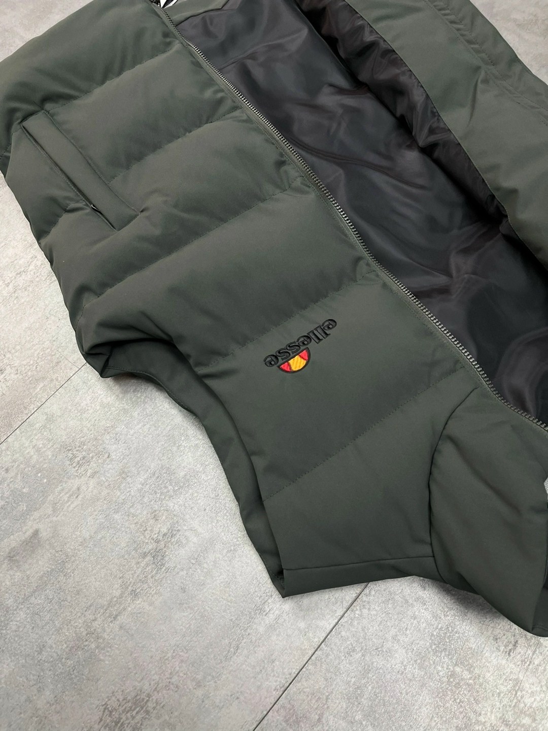 жилет ellesse,жилетки,жилет,женская жилетка,жилет мужской