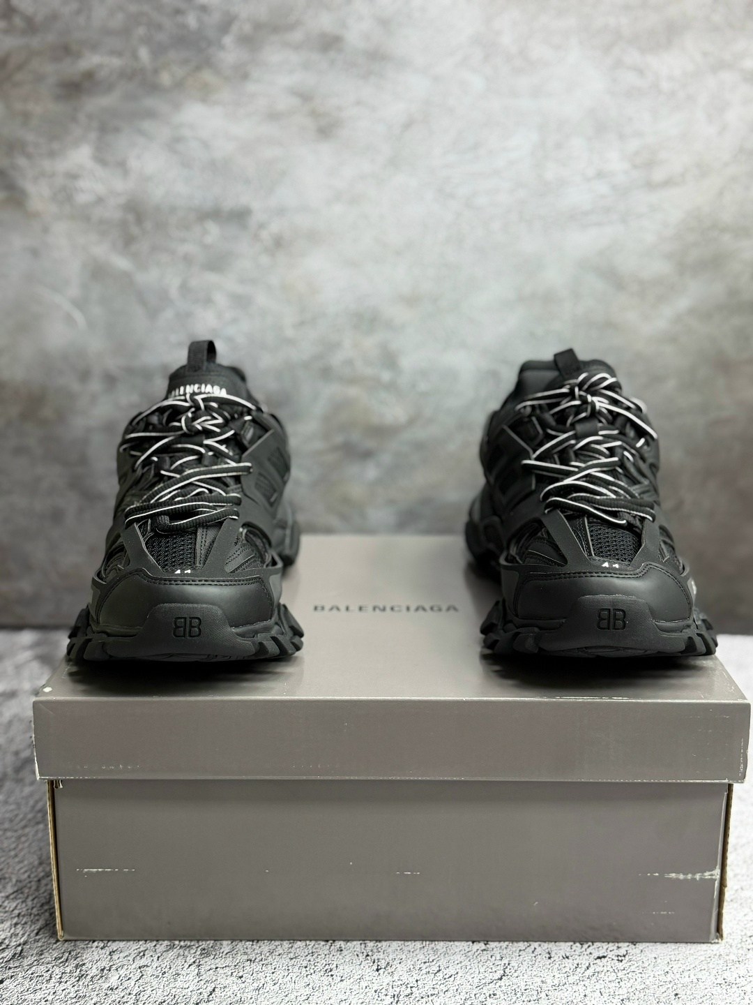 кроссовки balenciaga track,кроссовки balenciaga,кроссовки balenciaga track balenciaga,женские кроссовки balenciaga,balenciaga track