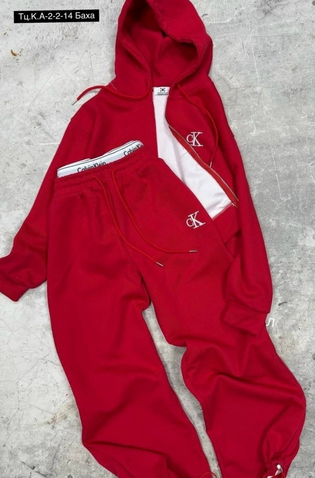 спортивный костюм calvin klein,кельвин кляйн спортивный костюм,спорт костюм кельвин кляйн,спортивные костюмы женские,спортивный костюм кельвин кляйн мужской