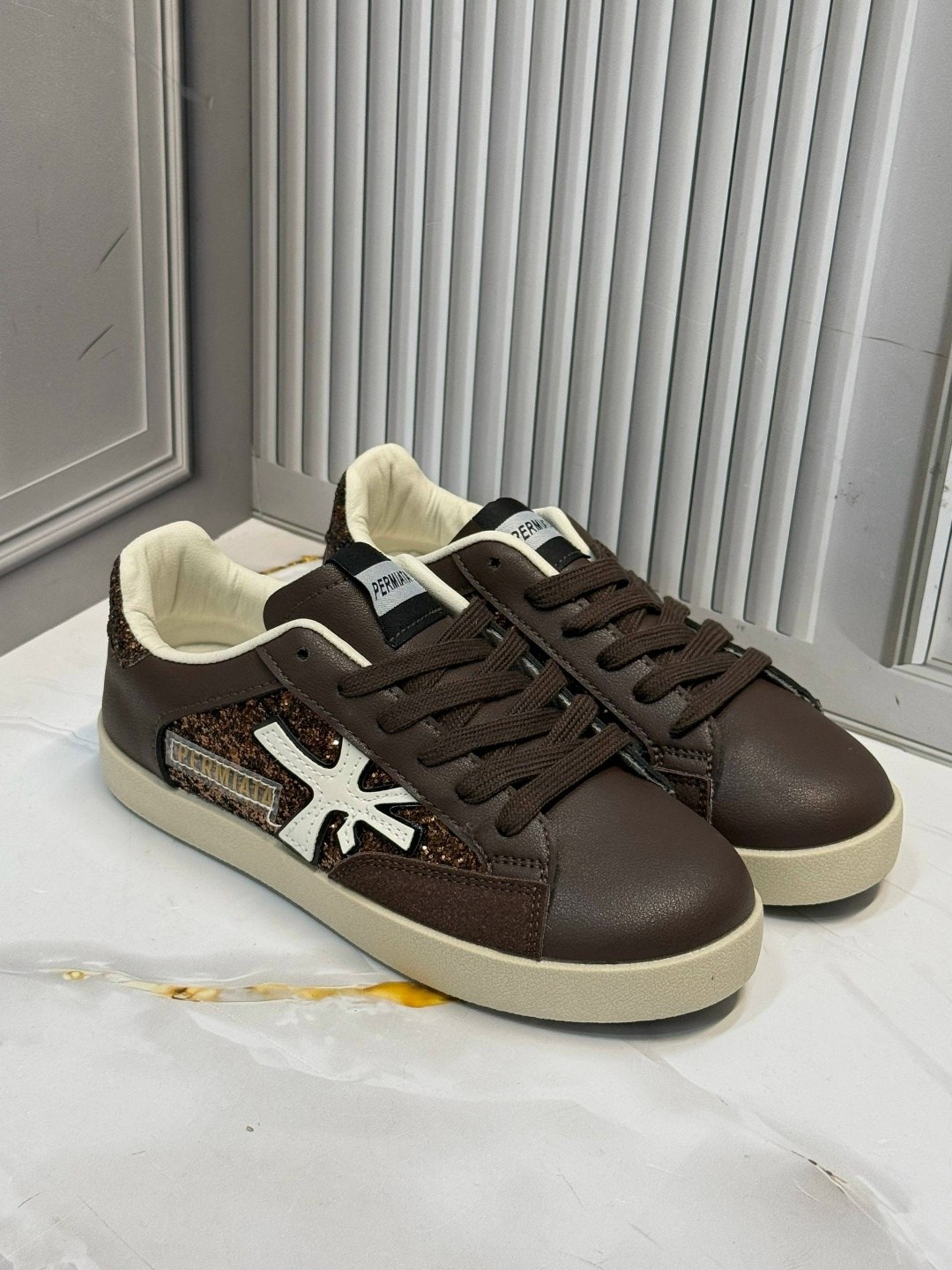 кожаные кеды golden goose superstar premium,кроссовки golden goose,женские кожаные кроссовки golden goose super-star premium - white / beige,кеды golden goose,golden goose