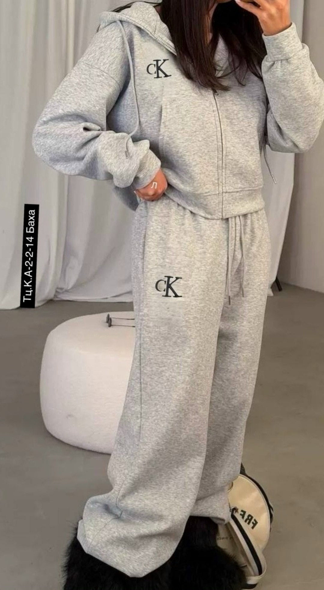 спортивный костюм calvin klein,кельвин кляйн спортивный костюм,спорт костюм кельвин кляйн,спортивные костюмы женские,спортивный костюм кельвин кляйн мужской